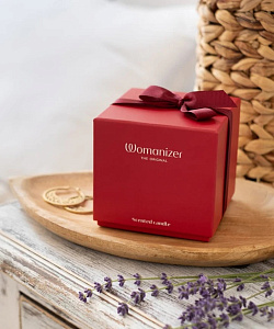 Массажная свеча Womanizer с ароматом белого чая, 155 г